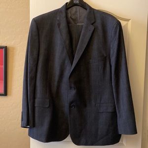 3 Piece Men’s Suit EXCELLENT CONDITION.  Dark charcoal.